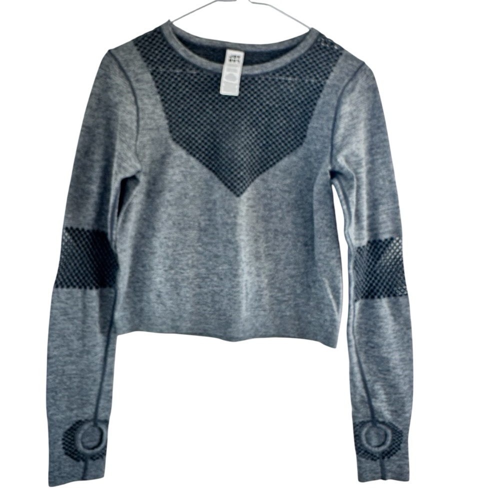 JoyLab Gray Geometric cutouts Long‎ Sleeve Tee